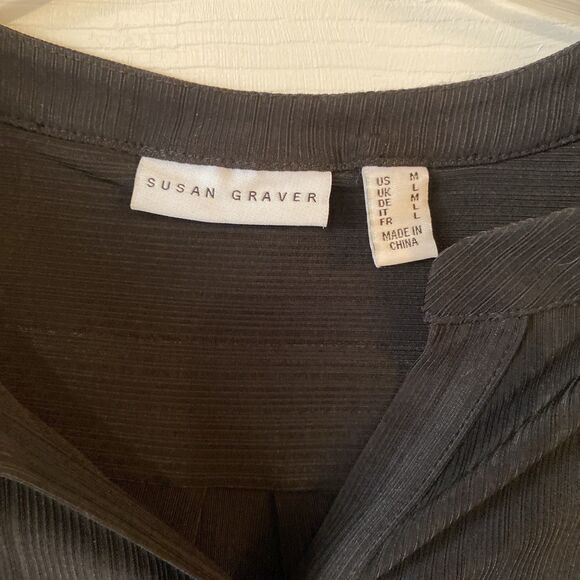 Susan Graver Blouse Women’s Size Medium Black Button Up V Neck - Picture 2 of 8